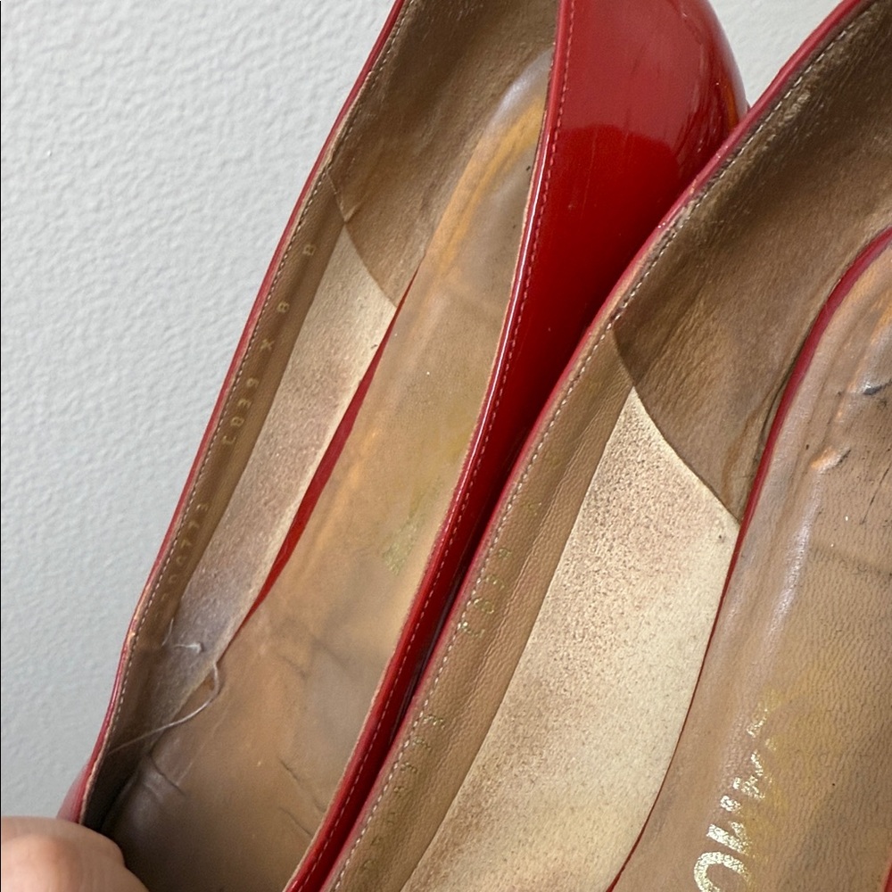 Salvatore Ferragamo Red Patent Leather Bow Flats with Gold Accent - Picture 6 of 6